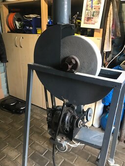 BRÚSKA NA NOŽE - 4