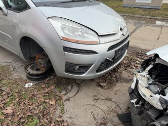 Rozpredam Citroën C4 Picasso 1.6 5FS - 4