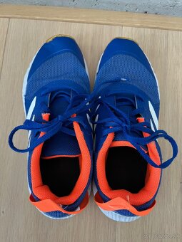 Tenisky Adidas non-marking 37 1/3 - 4