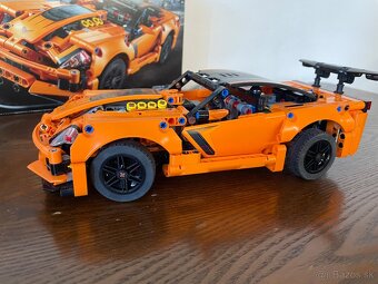 Lego Technic Chevrolet Corvette ZR1 - 4
