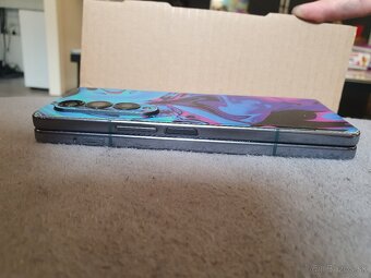 Predám Samsung Galaxy Z Fold 4 farba Grey... - 4