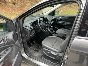 Ford Kuga - 4