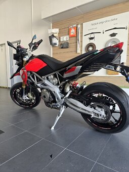 Aprilia Dorsoduro 750 - 4
