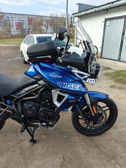 Triumph TIGER 800 XRT - 4