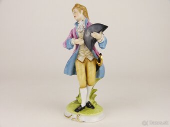 Porcelánová Soška - Šľachtic so Šabľou - 4