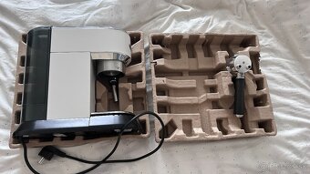 Kávovar De'Longhi Dedica biely, BOSCH mlynček na kávu zdarm - 4