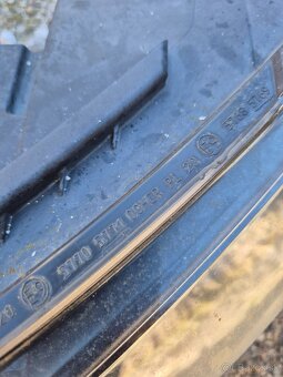 Predám predné svetlá na Volkswagen Scirocco - 4