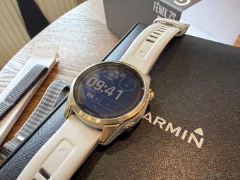 Garmin fenix 7s sapphire solar titanium rose gold top stav - 4