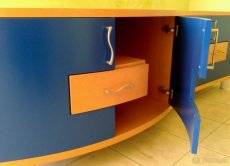 Moderný dizajnovaný nábytok. - 4