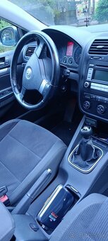 Predám Volkswagen golf 5. 2.0tdi - 4