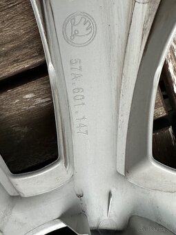 Sada puklic Borneo 16" Skoda Karoq - 4