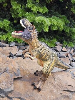 Predam novu hračku dinosaurus - 4