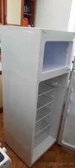 Chladnička s mrazničkou - 4