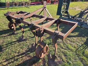 Radličkový podmietač ,podrývák HEGER - 4