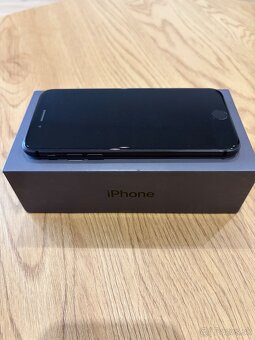iPhone 8 64GB - 4