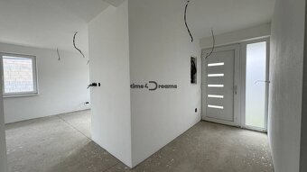 NA PREDAJ Novostavba v Zbehoch - 4