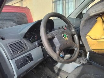 ŠKODA FABIA I 1.2 HTP 40 KW AWY ROZPREDAM NA NAHRADNE DIELI - 4