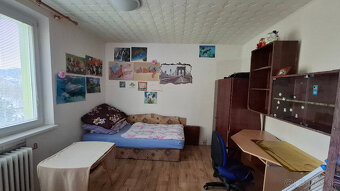 Na predaj 4 izbový byt s balkónom v dobrej lokalite Myjava. - 4