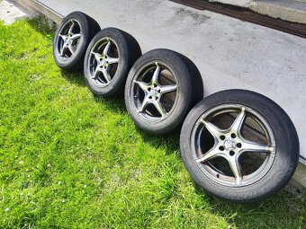 Predám 4 krát pneumatiky + elektoróny - 4