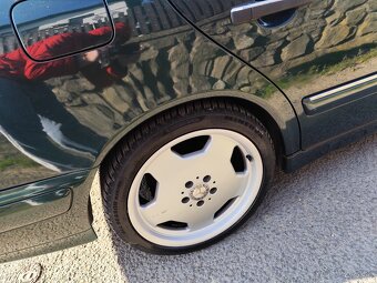 Monobloky Mercedes Benz r18 - 4