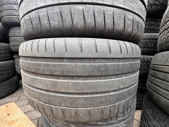 315/30 R21 275/35 R21 Michelin - 4