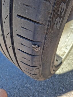 235/50 r18 continental - 4