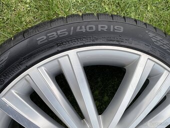 SIRIUS Silber orig.skoda Superb 3V 5x112 8j x19 ET 44 V - 4