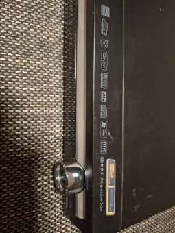 Predám domace kino Samsung ht q20 - 4