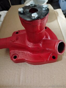 Vodné čerpadlo Zetor 25 - 4