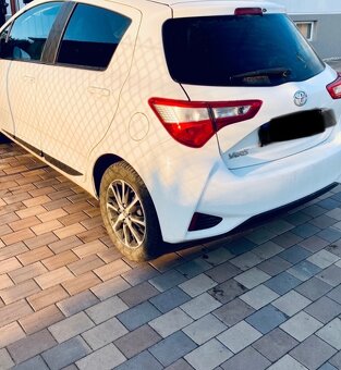 Toyota yaris 1,5 automat - 4