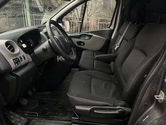 Prenajom 9 miestneho vozidla Renault Trafic - 4