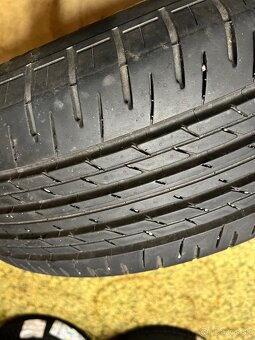 225/60-18 Bridgestone Alenza - 4