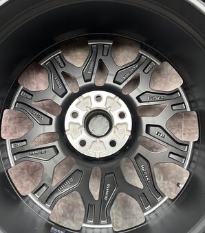 Originál zimní sada Mazda CX-60 235/50R20 - 4