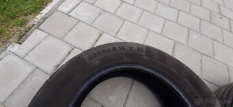 Predám pneumatiky 205/60 R16 V XL - 4