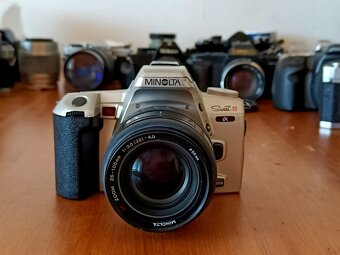 Staré fotoaparáty pro sběratele - Nikomat, Canon, Olympus.. - 4