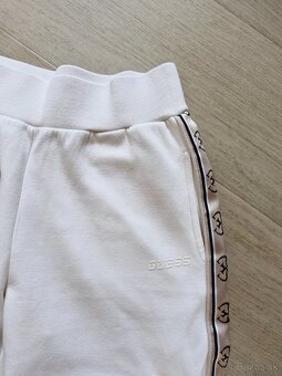 NOVA Guess biela smotanova teplakova suprava - 4