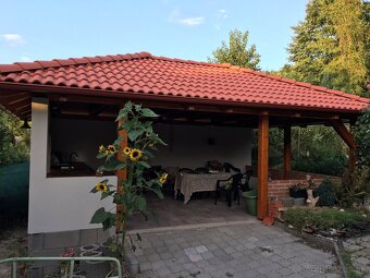 Murovaná chata, klenbová pivnica, letná kuchyňa - 4