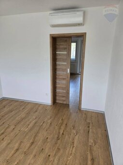 Výnimočný 4-izbový byt s 2 balkónmi, vlastným kúrením, klima - 4