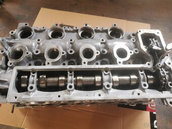Hlava valcov 2,0 hdi tdci 9641752610 V45 - 4