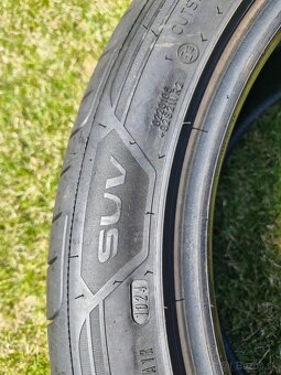 Predám letnú pneumatiku 255/45R19 100V Goodyear SUV - 4