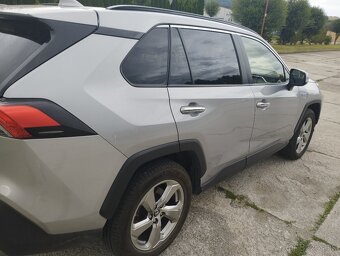 RAV 4 Hybrid - 4