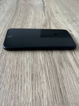 iPhone SE 128 GB - 2. generacia (2020) - 4