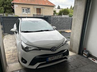 Predam toyota avensis 1.8 benzin top executive - 4