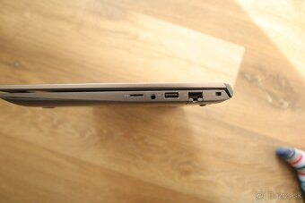 Dell Vostro 5401 i5-10210U|16 GB RAM| 256GB NVMe | W11 Pro - 4