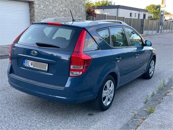 Kia Ceed SW 1.4 CVVT, 2011, 1. Majiteľ - 4