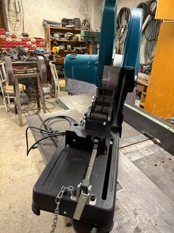 Makita - Rozbrusovačka na železo - 4