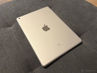 iPad 6.gen, 32GB Silver - 4