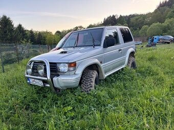 Mitshubishi Pajero 2.8 tdi Rozpredam na náhradné diely - 4