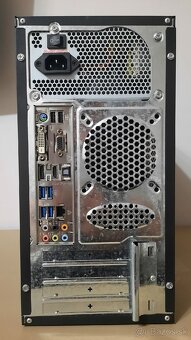 Intel i3-4130 / Gigabyte H81M / 4GB / 1TB / 400W - 4