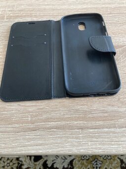Kryty puzdra na Samsung galaxy J5 - 4